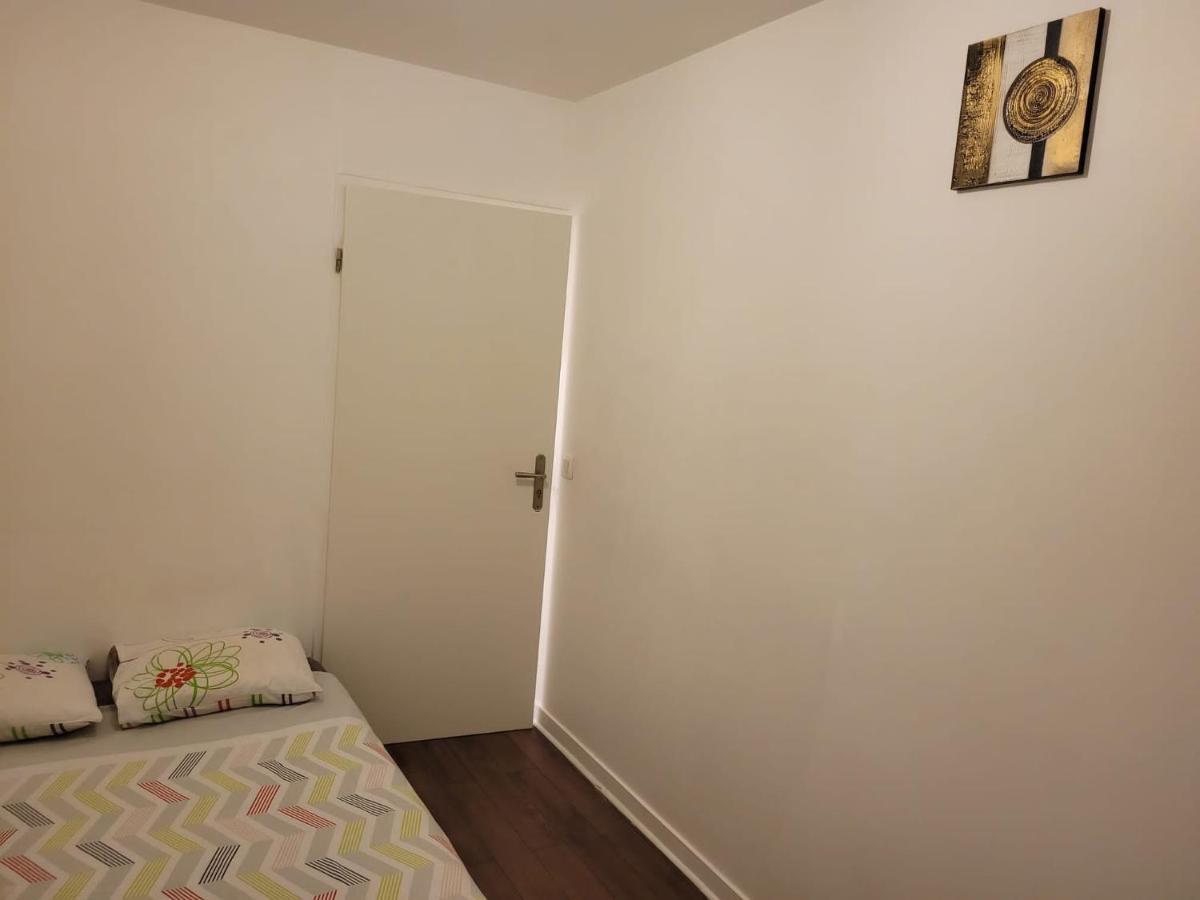 Boissy Gare Rer A Appartement 1 A 3 Chambres Au Choix Екстер'єр фото